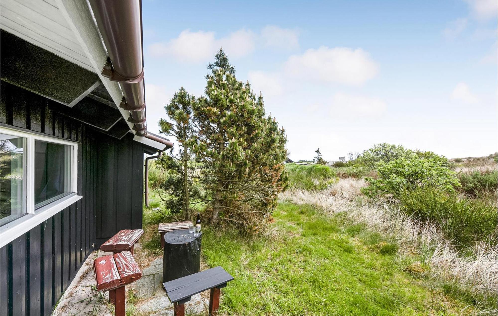 3 Bedroom Awesome Home In Hvide Sande Exterior photo